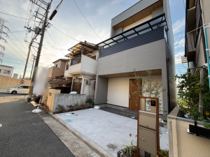 八尾市曙町、新築一戸建ての画像です