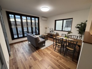 八尾市曙町、新築一戸建ての画像です