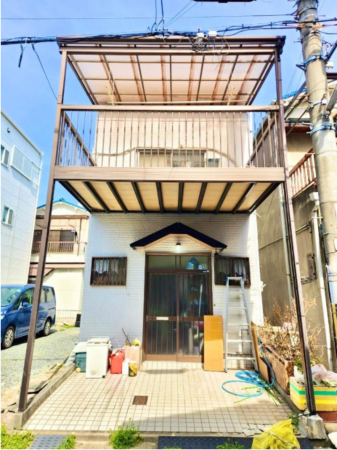 八尾市曙町、中古一戸建ての画像です