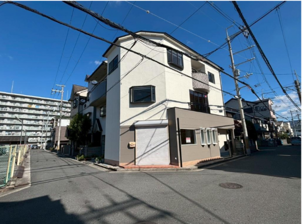 八尾市南太子堂、中古一戸建ての画像です