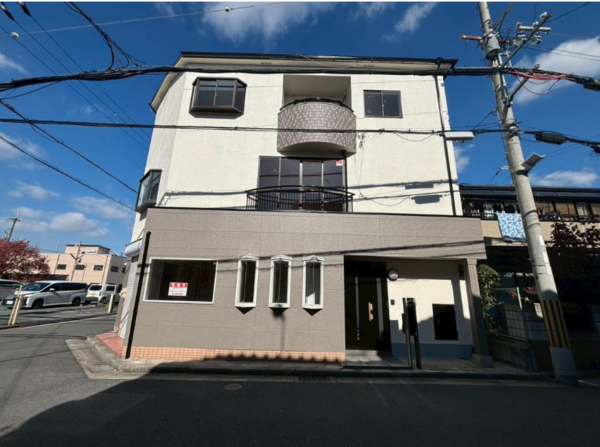 八尾市南太子堂、中古一戸建ての画像です