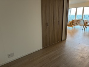 八尾市龍華町、マンションの画像です