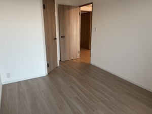 八尾市龍華町、マンションの画像です