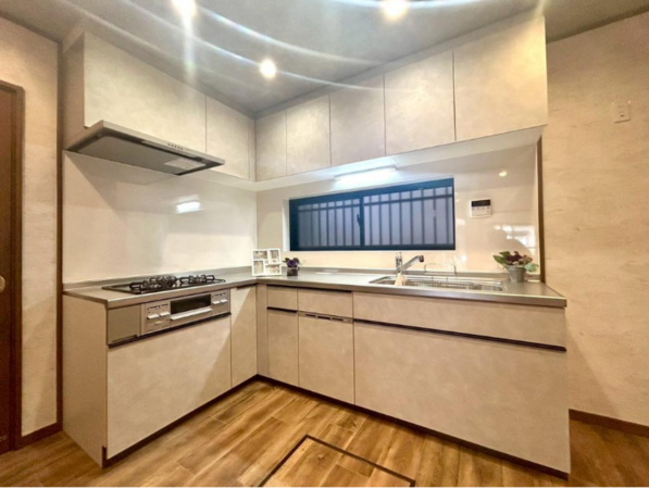 八尾市刑部、中古一戸建ての画像です