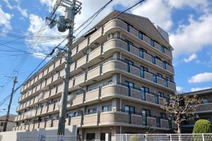 八尾市本町、マンションの画像です