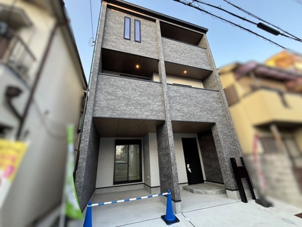 八尾市東本町、中古一戸建ての画像です