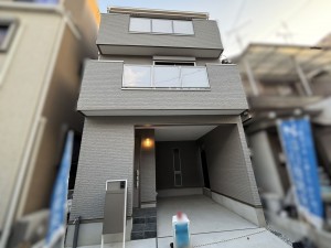 八尾市荘内町、中古一戸建ての画像です