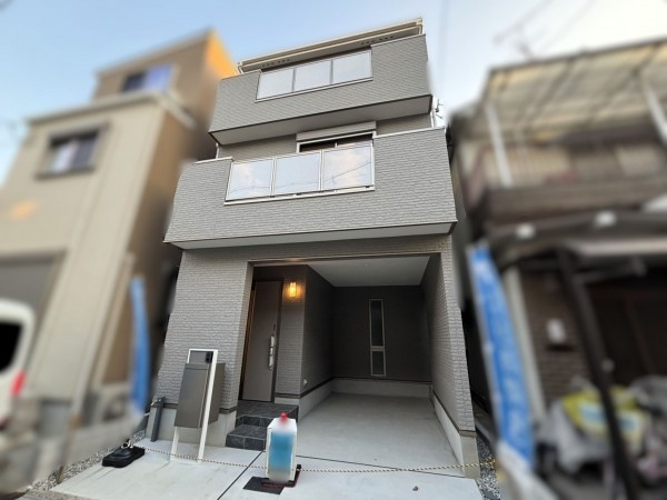 八尾市荘内町、中古一戸建ての画像です