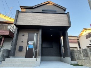 八尾市山本町南、新築一戸建ての外観画像です