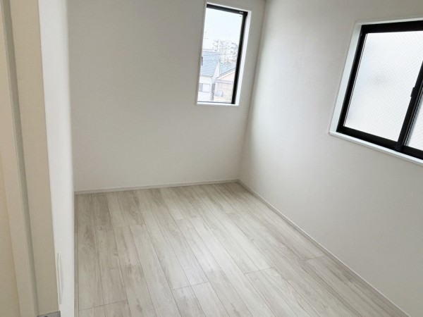 八尾市安中町、新築一戸建ての画像です