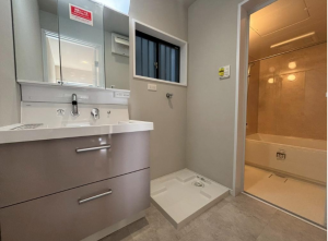 八尾市南太子堂、収益物件/店舗付住宅の画像です