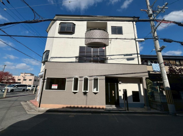 八尾市南太子堂、収益物件/店舗付住宅の画像です