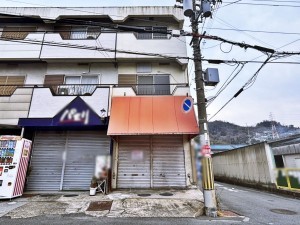 八尾市垣内、収益物件/店舗付住宅の画像です