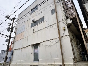 八尾市垣内、収益物件/店舗付住宅の画像です