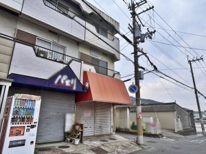 八尾市垣内、収益物件/店舗付住宅の画像です