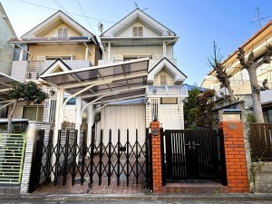 八尾市東山本新町、中古一戸建ての外観画像です