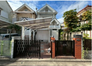 八尾市東山本新町、中古一戸建ての外観画像です