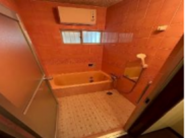 八尾市東山本新町、中古一戸建ての風呂画像です