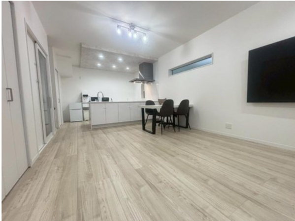 八尾市長池町、中古一戸建てのキッチン画像です