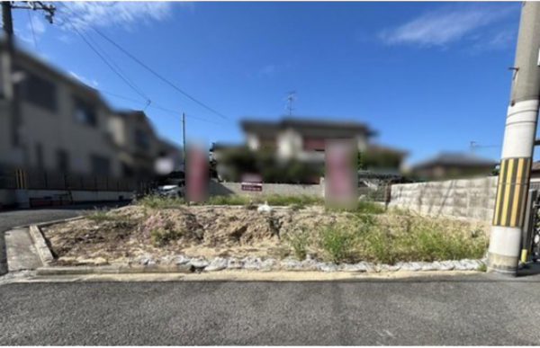 八尾市山本町、土地の前面道路を含む現地写真画像です