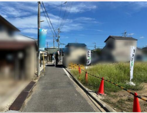 八尾市太田、土地の前面道路を含む現地写真画像です