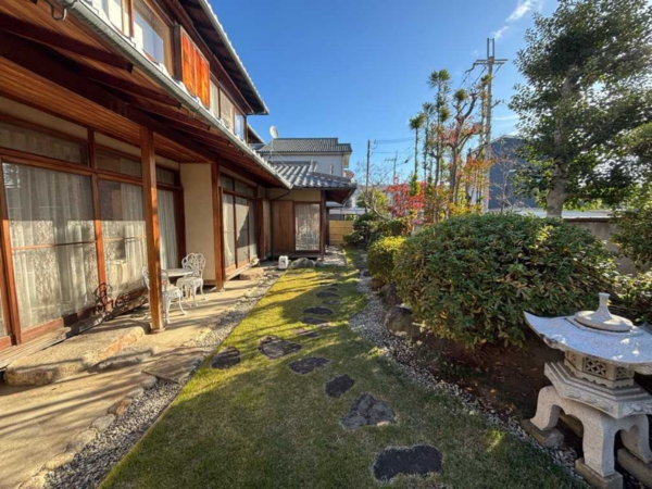 八尾市刑部、中古一戸建ての外観画像です