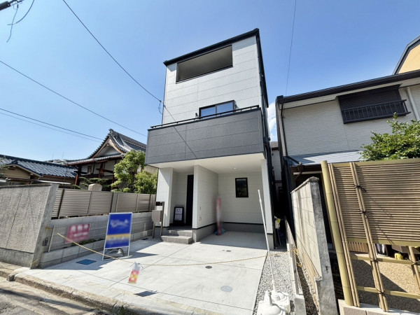 八尾市東本町、新築一戸建ての画像です