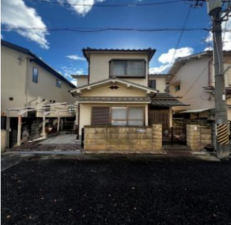 八尾市栄町、中古一戸建ての外観画像です