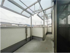 八尾市相生町、中古一戸建てのバルコニー画像です