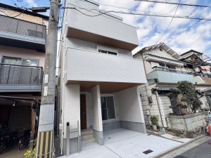 八尾市渋川町、新築一戸建ての外観画像です
