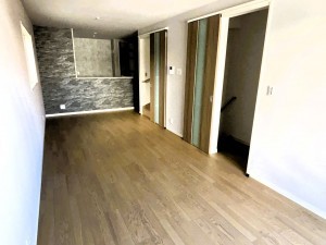 八尾市東弓削、新築一戸建ての居間画像です