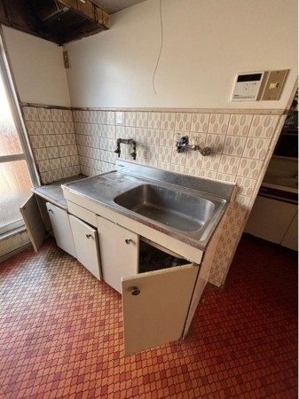 八尾市竹渕、中古一戸建てのキッチン画像です