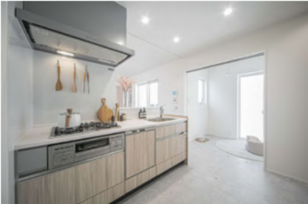 八尾市山本町南、新築一戸建てのキッチン画像です