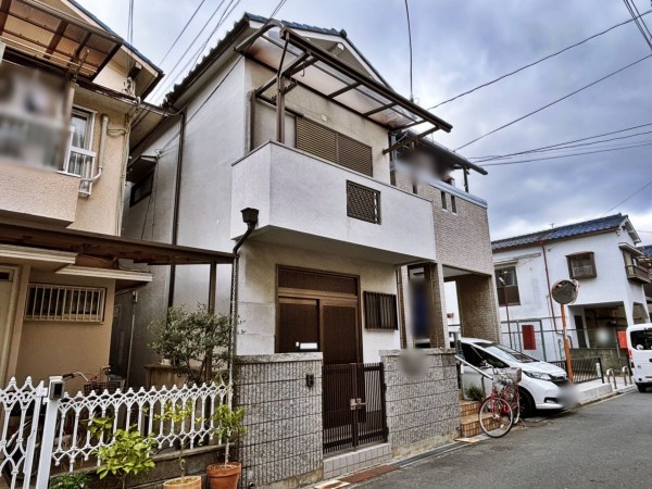 八尾市南植松町、中古一戸建ての外観画像です