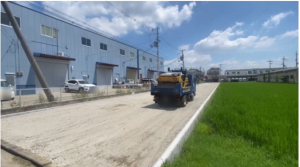 八尾市太田新町、土地の前面道路を含む現地写真画像です