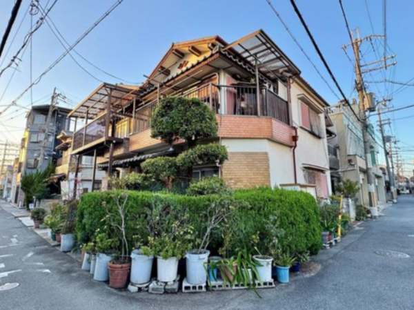 八尾市南植松町、中古一戸建ての外観画像です