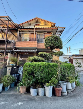 八尾市南植松町、中古一戸建ての外観画像です