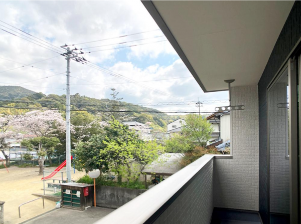 八尾市東山本新町、新築一戸建てのバルコニー画像です