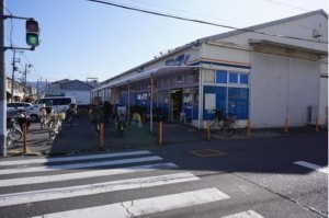 八尾市相生町、中古一戸建てのコンビニ画像です