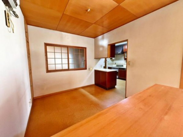 八尾市刑部、中古一戸建ての内装画像です