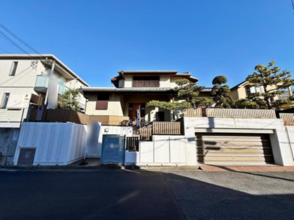 八尾市刑部、中古一戸建ての外観画像です