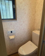 八尾市弓削町南、中古一戸建てのトイレ画像です