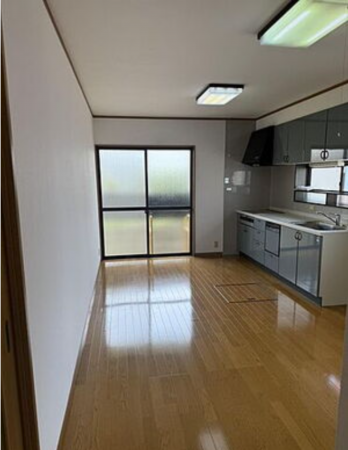 八尾市弓削町南、中古一戸建ての居間画像です