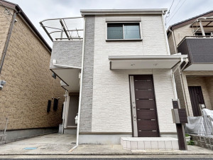 八尾市小畑町、中古一戸建ての外観画像です