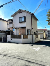 八尾市宮町、中古一戸建ての外観画像です