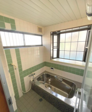 八尾市宮町、中古一戸建ての風呂画像です