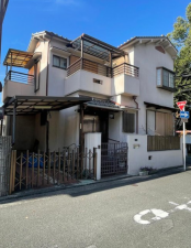 八尾市宮町、中古一戸建ての外観画像です