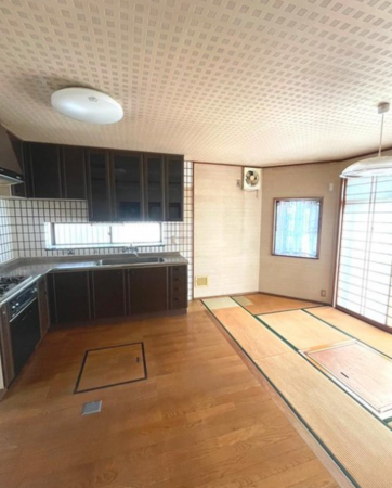 八尾市宮町、中古一戸建てのキッチン画像です