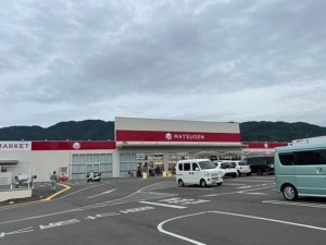 八尾市黒谷、土地のショッピングセンター画像です