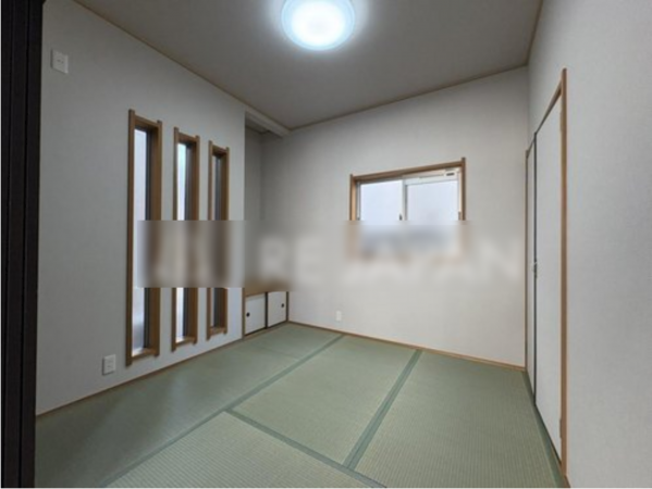 八尾市南太子堂、中古一戸建ての画像です